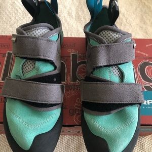 Scarpa Teal and Gray Climbing Shoes